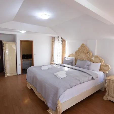 Garni Palma Hostel *