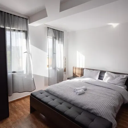 Garni Palma 호스텔 노비파자르