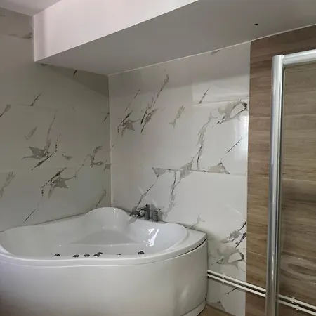 Garni Palma 호스텔 노비파자르